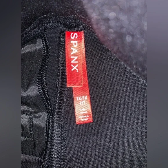 SPANX black wide leg pull on pants size 1x EUC smooth ponte trouser - Picture 4 of 7